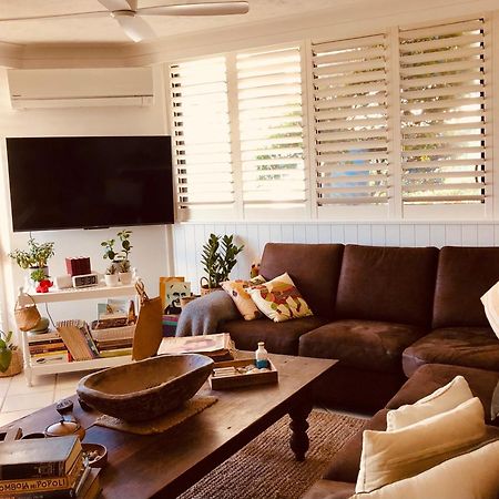 Breakers North Absolute Beachfront Apartments - Official Χρυσή Ακτή Εξωτερικό φωτογραφία