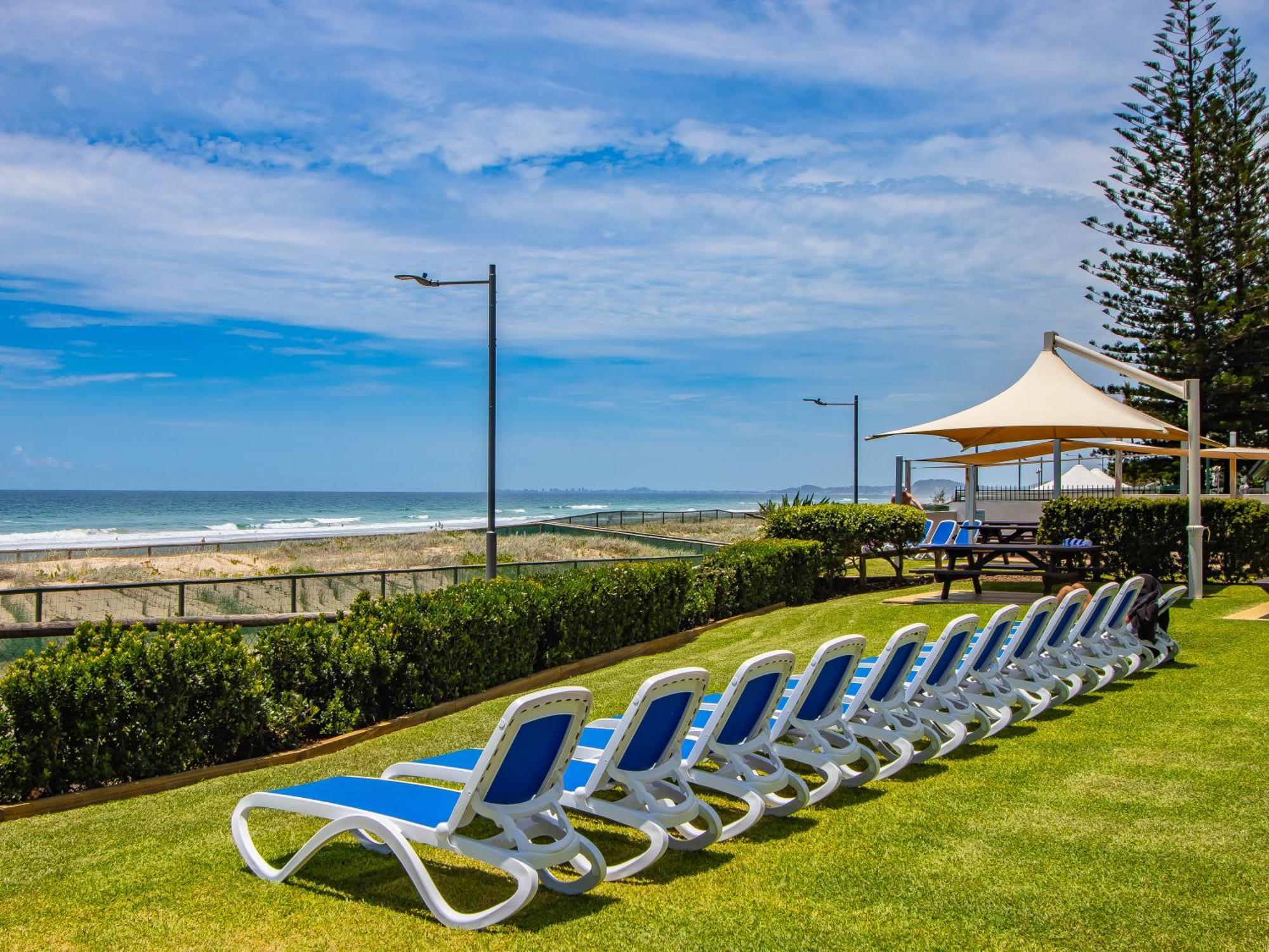 Breakers North Absolute Beachfront Apartments - Official Χρυσή Ακτή Εξωτερικό φωτογραφία